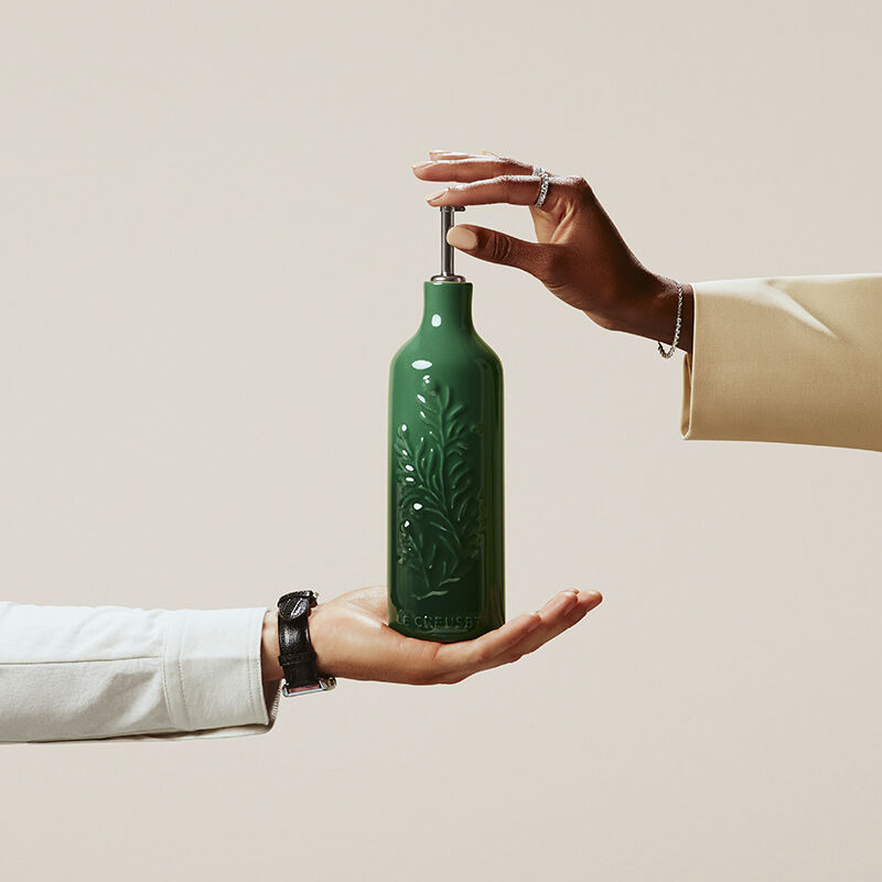 Stoneware Oil Cruet Le Creuset Le Creuset® Canada Official Site